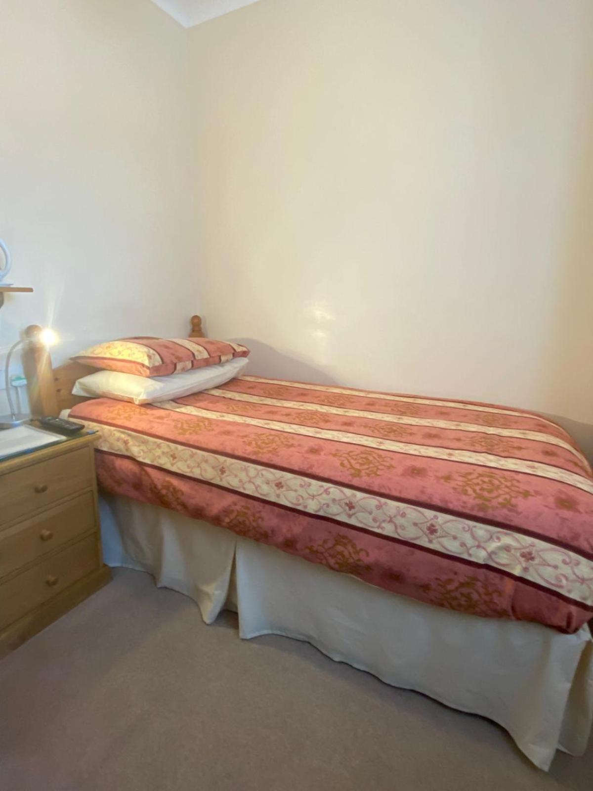 Landguard Lodge Guest House Shipley  Kamer foto